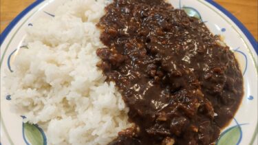 【 #飯テロ 料理配信 】ウマ娘 ナリタブライアンの三冠カレー(モドキ)を作ってみる(^3^)/